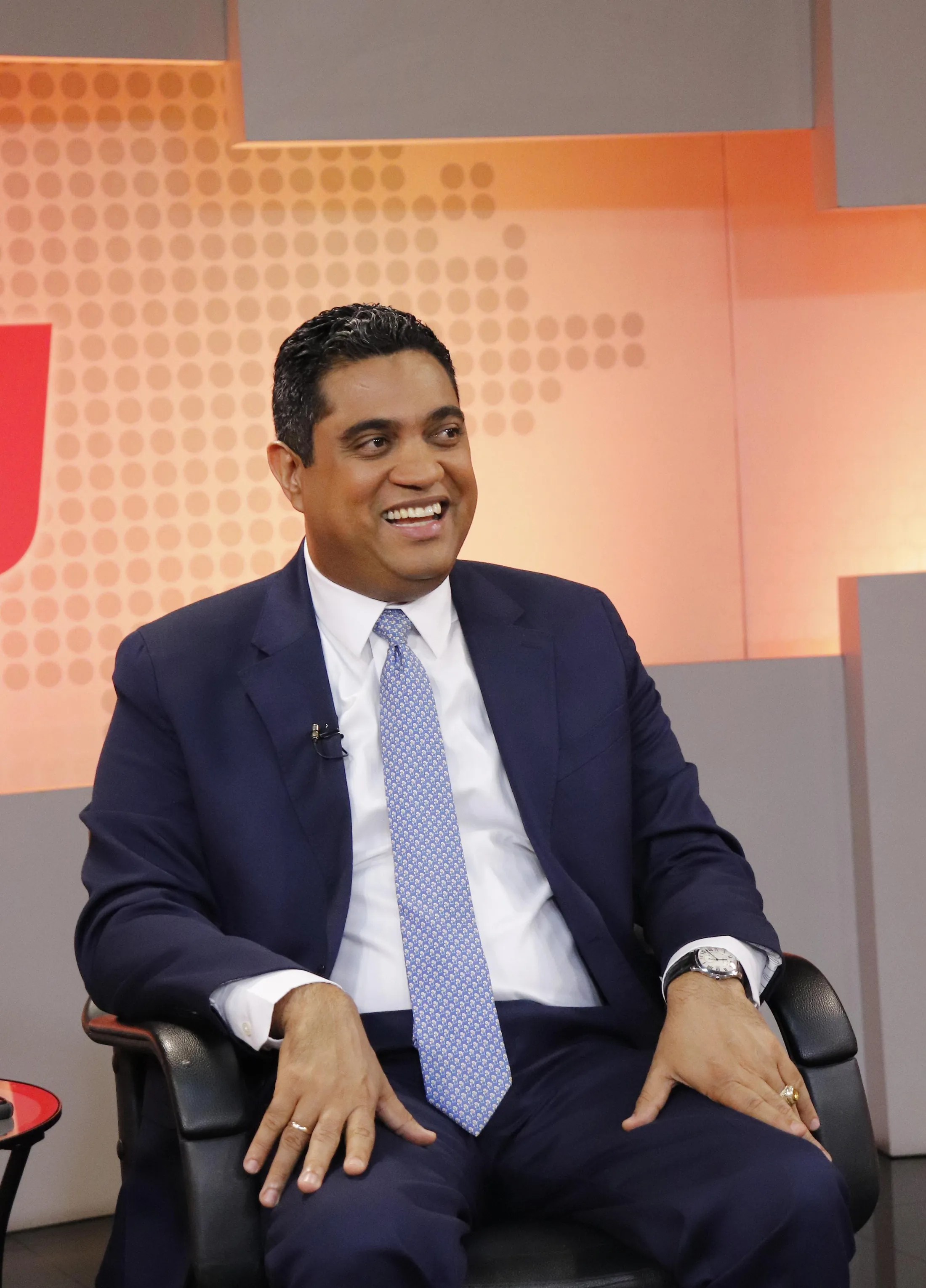 Kelvin Cruz durante una entrevista